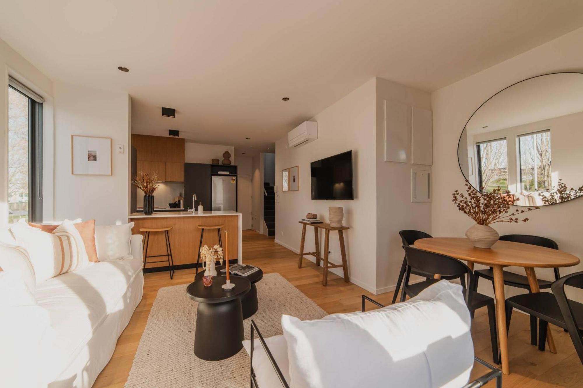 Chic And Contemporary Living At Cambridge Terrace Villa Christchurch Exterior foto