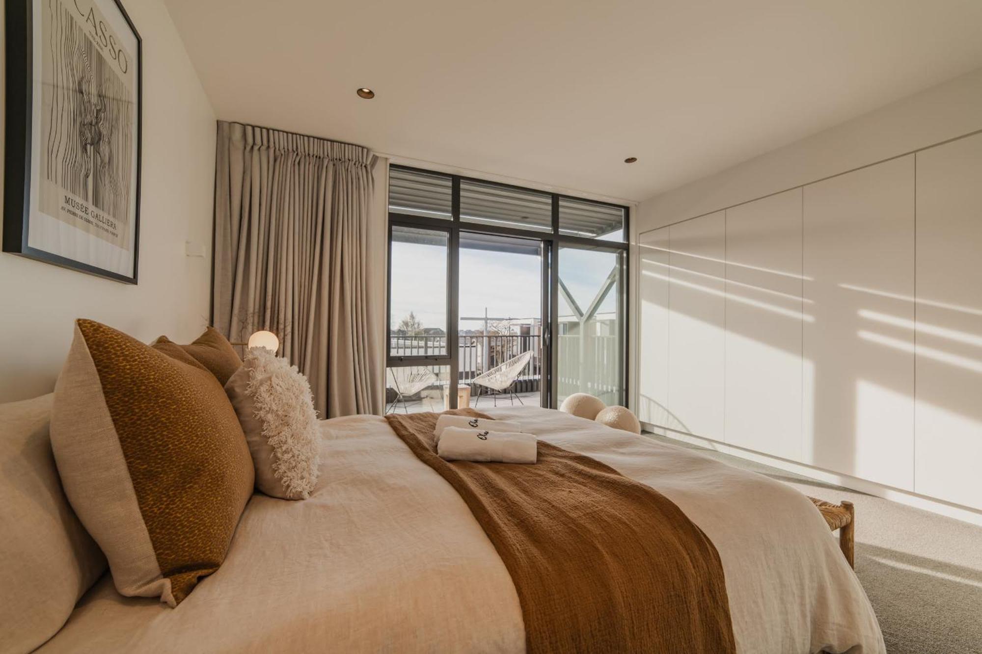 Chic And Contemporary Living At Cambridge Terrace Villa Christchurch Exterior foto